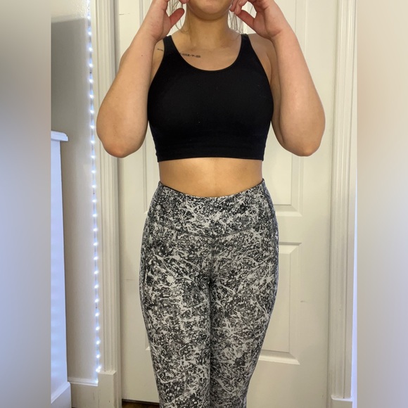 LULULEMON pace rival crop 22” - Picture 2 of 6